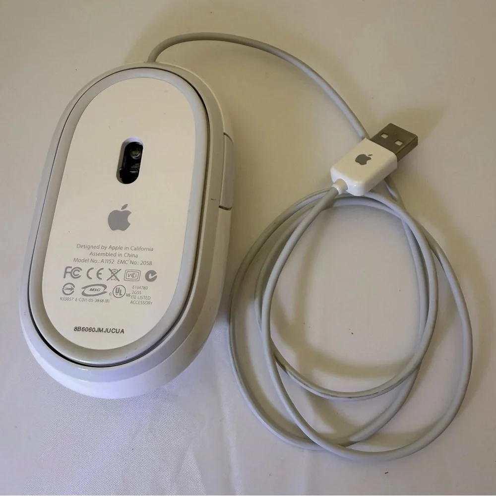 Apple A1152 Wired USB Optical Mighty Mouse White